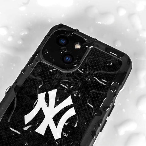 MLB New York Yankees Dark Wash iPhone 15 Waterproof Case